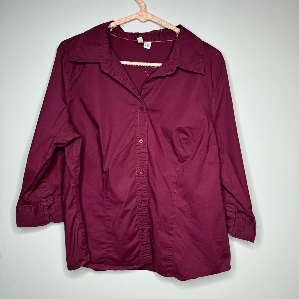 St. John’s Bay Burgundy Button Down Blouse 1X Stretch Roll Tab Top